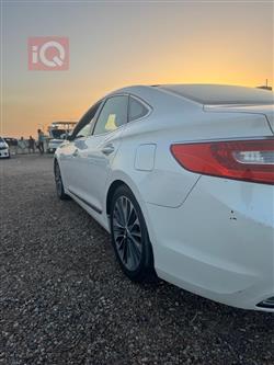 هيونداي أزيرا